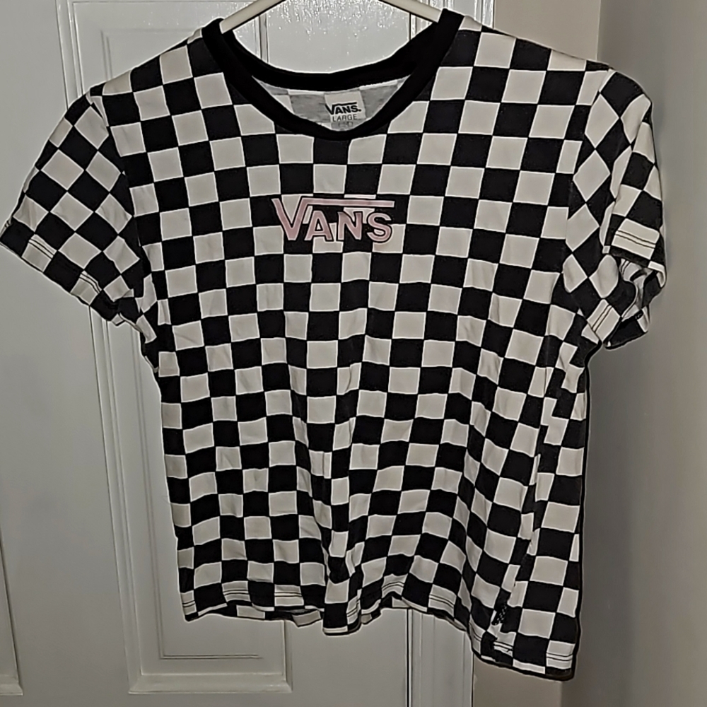 Checkered short sleeve shirt